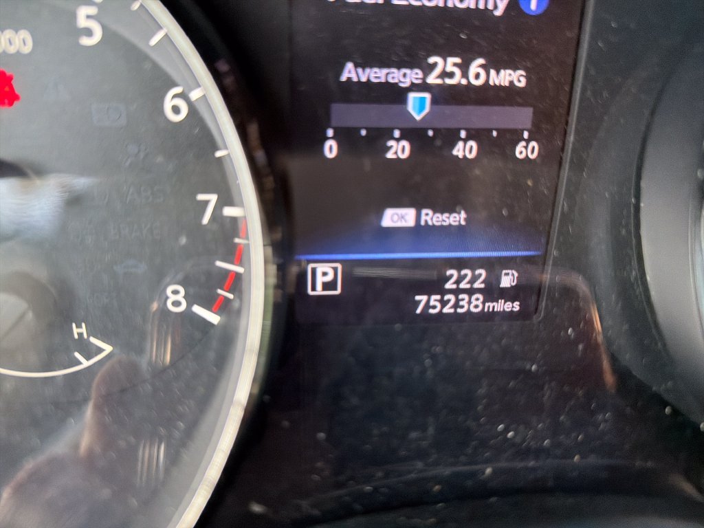 Used 2018 Blue Nissan SV image 9