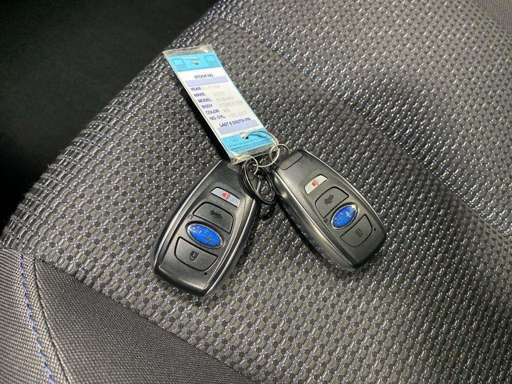 Used 2025 Crystal Black Silica Subaru Premium image 36