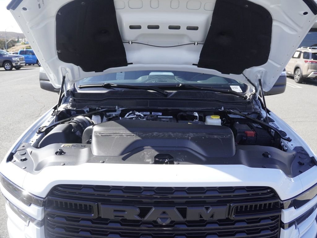 New 2026 Bright White Clear-Coat Exterior Paint RAM Limited image 27