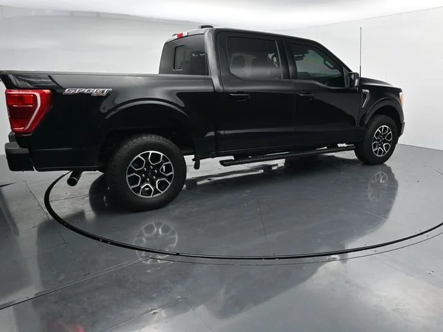 Used 2023 Black Ford XLT image 9