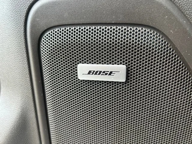 Used 2022 IRIDESCENT PEARL TRICOAT Chevrolet LTZ image 19