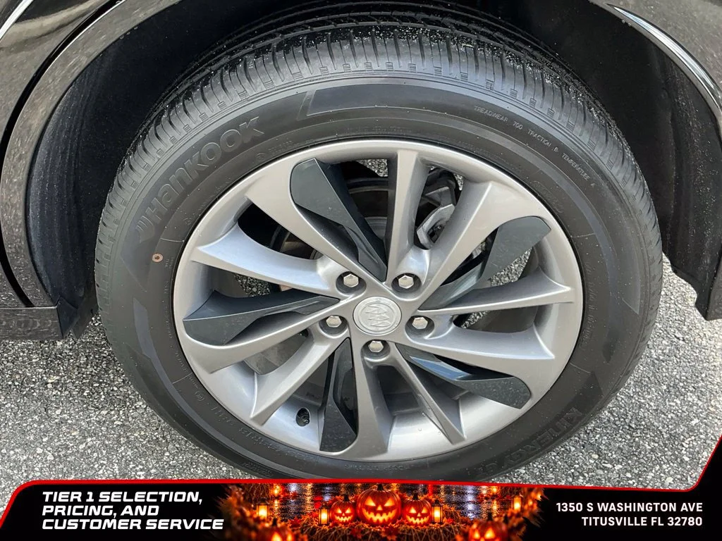 Used 2023 EBONY TWILIGHT METALLIC Buick Select image 21