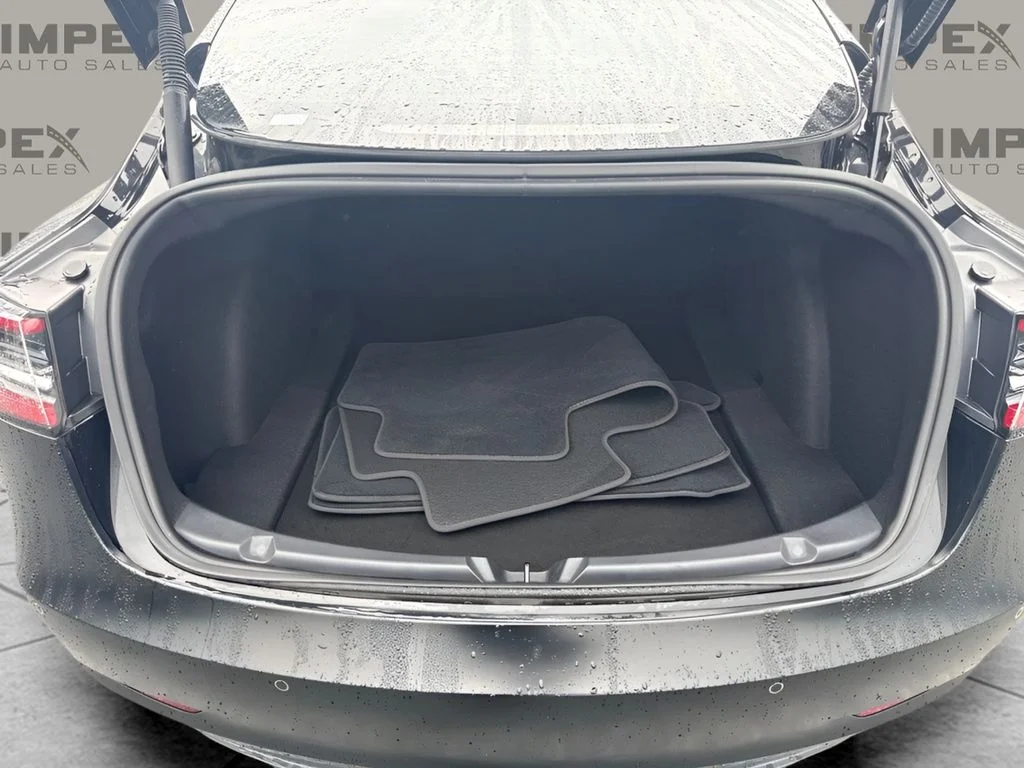 Used 2022 Black Tesla Long Range image 18