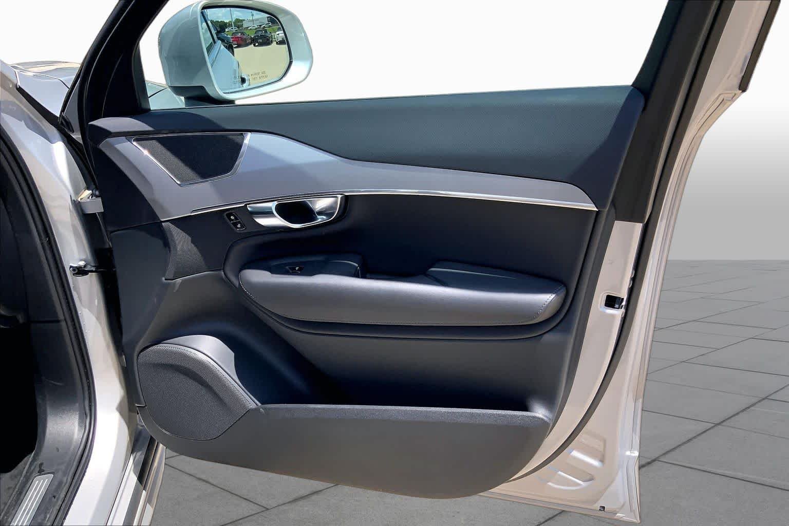 Used 2025 Silver Dawn Metallic Volvo Core image 23