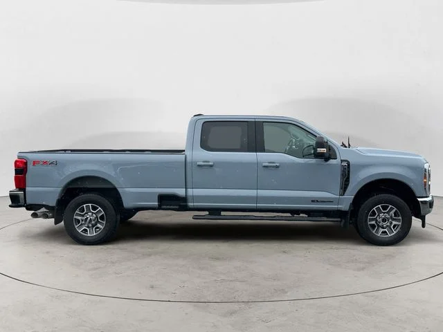 Used 2025 Gray Ford Lariat image 4
