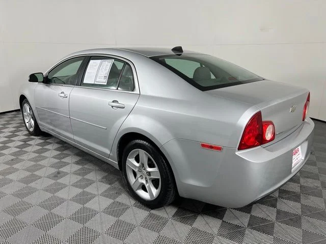 Used 2012 Silver Chevrolet LS image 5