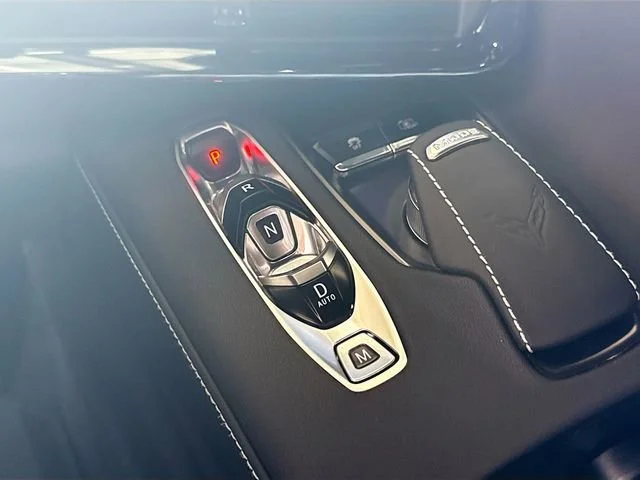 2025 Chevrolet Corvette 2LZ - Photo 18