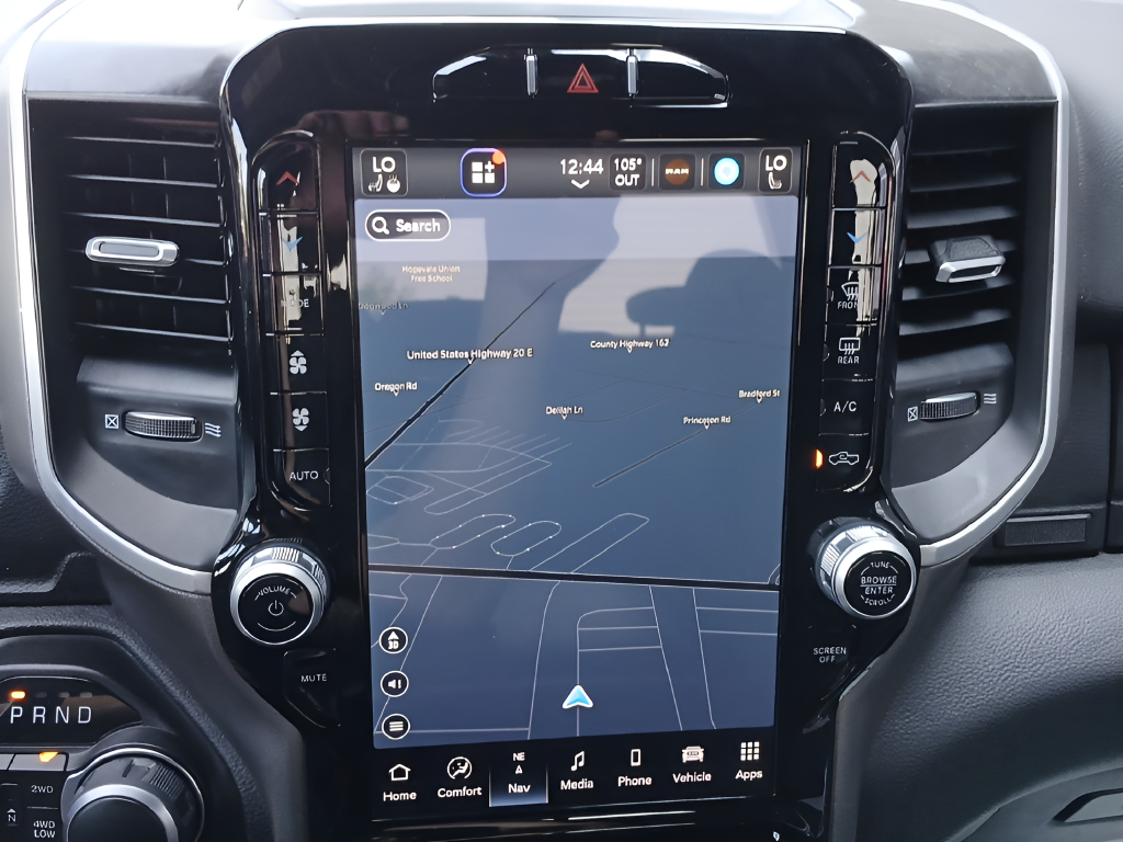 Used 2023 White Ram Big Horn/Lone Star image 20