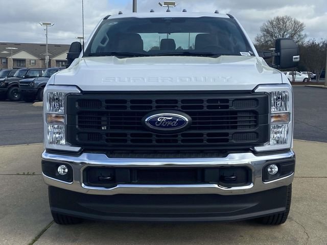 New 2026 Oxford White Ford XL image 6