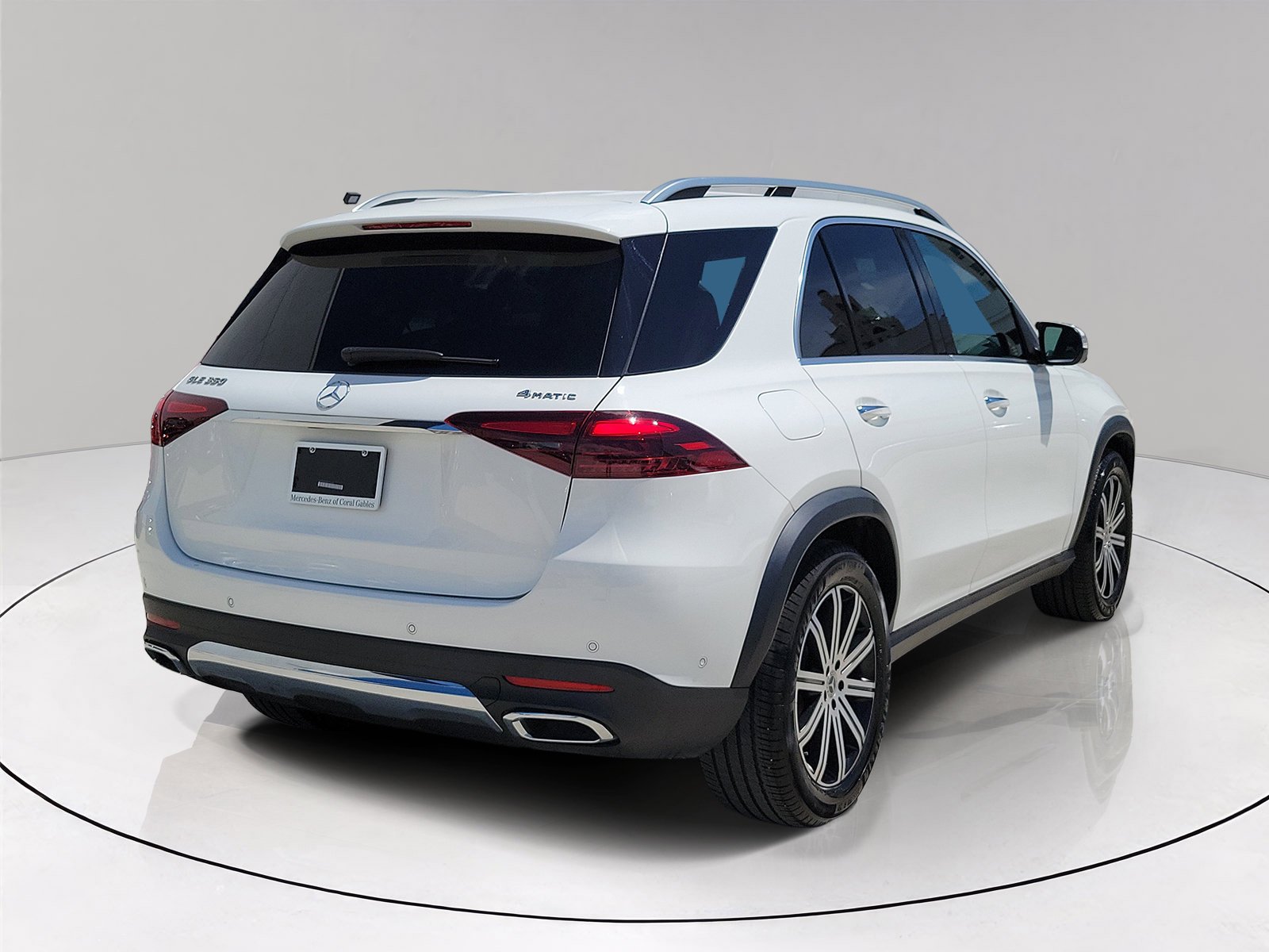 Used 2024 Polar White Mercedes-Benz GLE 350 image 6