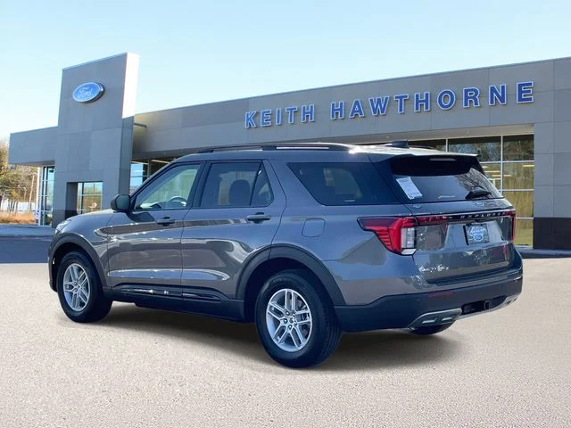 New 2026 Carbonized Gray Metallic Ford Active image 4