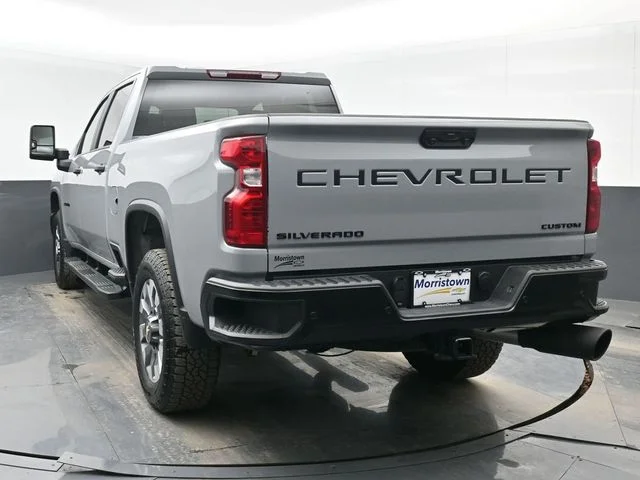 Used 2024 Gray Chevrolet Custom image 11