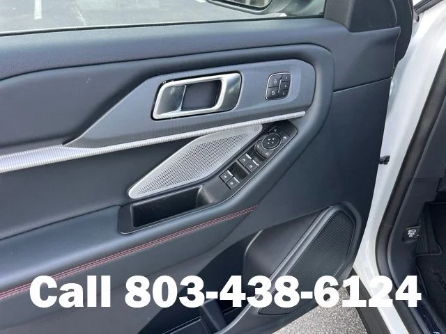 New 2026 Star White Metallic Tri-Coat Ford ST image 8