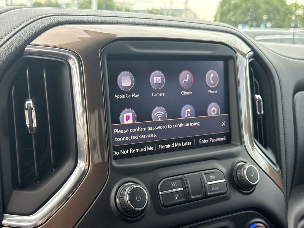 Used 2020 Black Chevrolet High Country image 8
