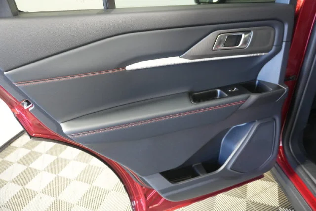 New 2026 Ruby Red Metallic Tinted Clearcoat Ford King Ranch® image 25