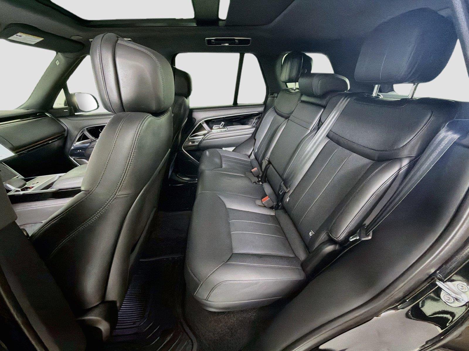 Certified Used 2024 Santorini Black Land Rover SE image 26
