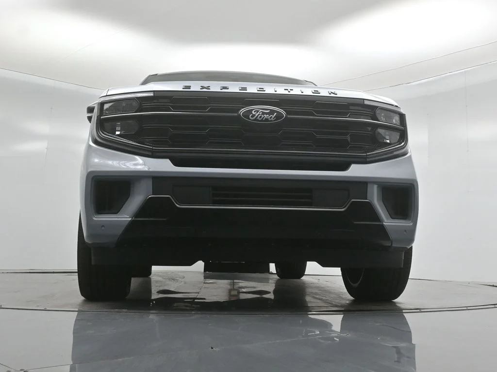 New 2026 Glacier Gray Metallic Tri-Coat Ford Platinum image 46