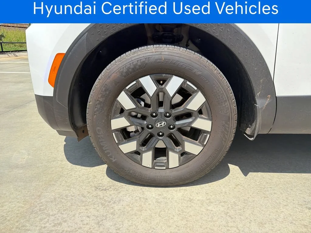 Certified Pre-Owned 2026 Hyundai Santa Cruz SE