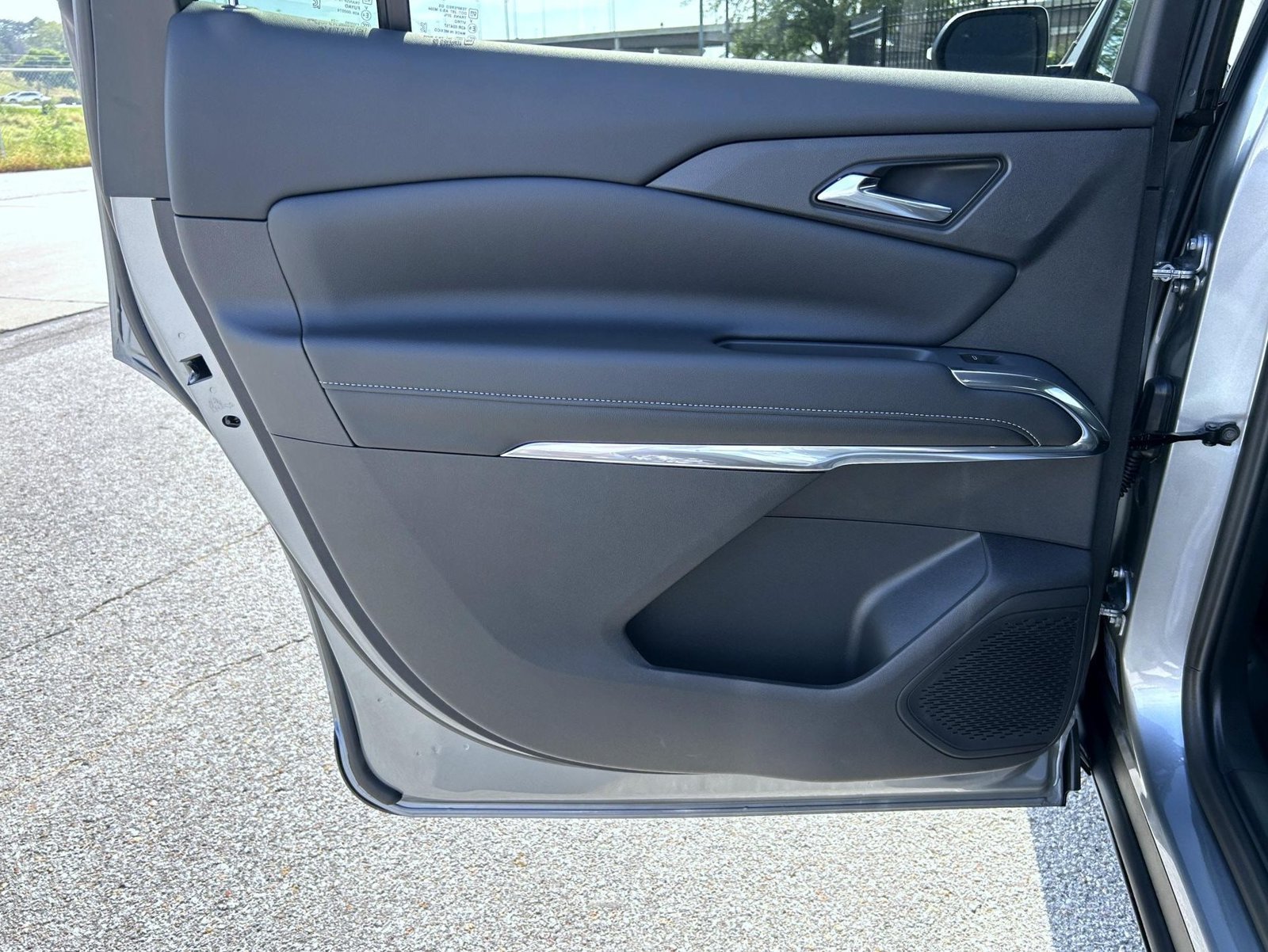 2027 Chevrolet Traverse LT - Photo 17