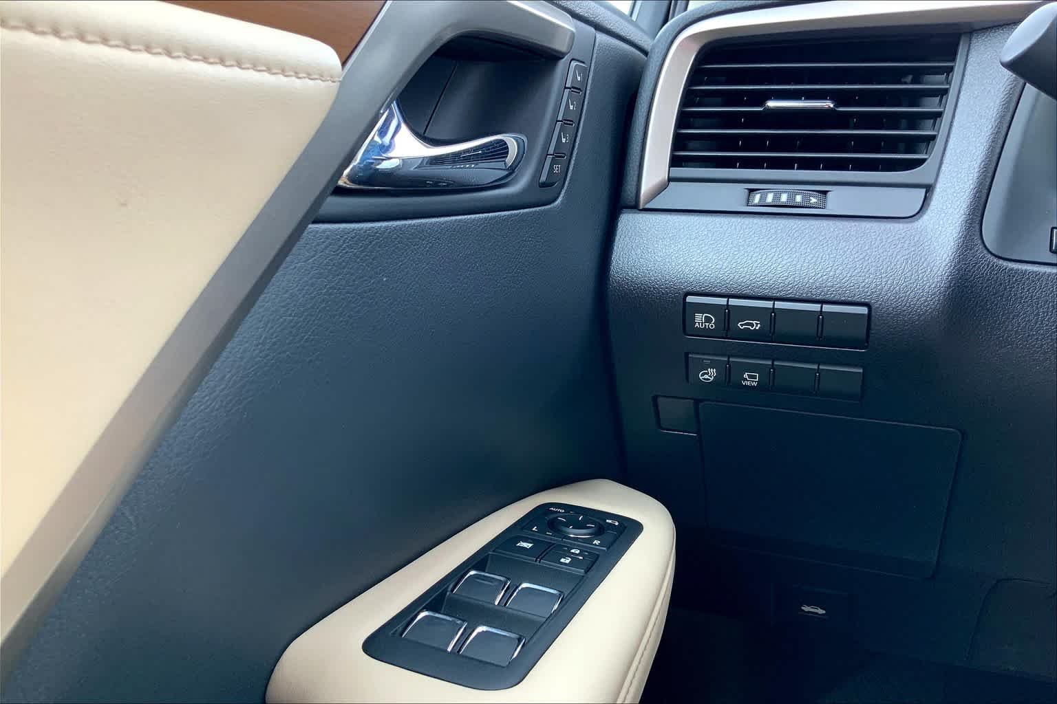 Used 2021 Matador Red Mica Lexus  image 35