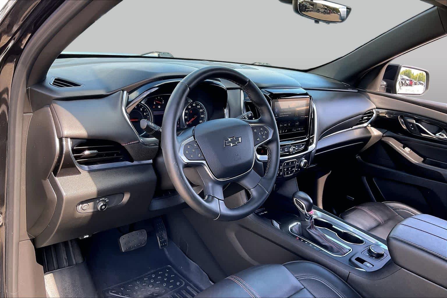 Used 2023 Mosaic Black Metallic Chevrolet RS image 16