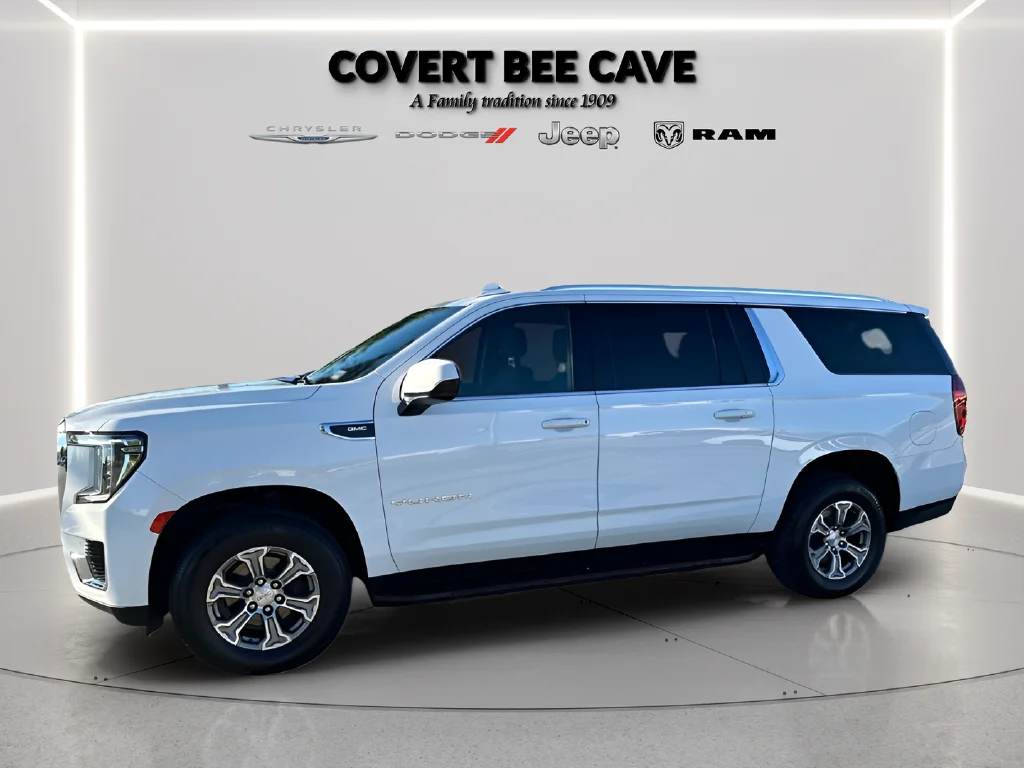 Used 2023 White GMC SLE image 5
