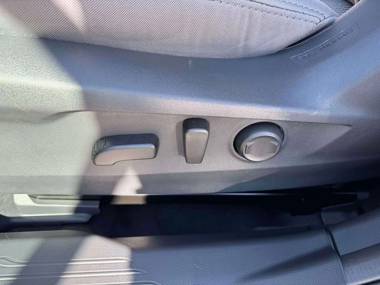 Used 2025 Magnetite Gray Metallic Subaru Premium image 17