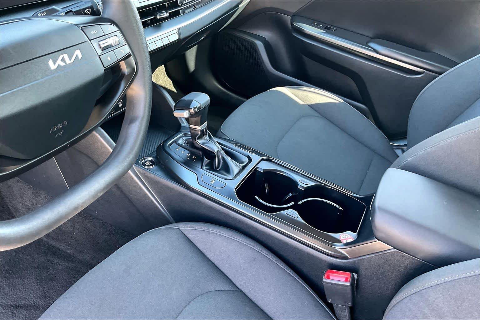 Used 2026 Steel Gray Kia LXS image 16