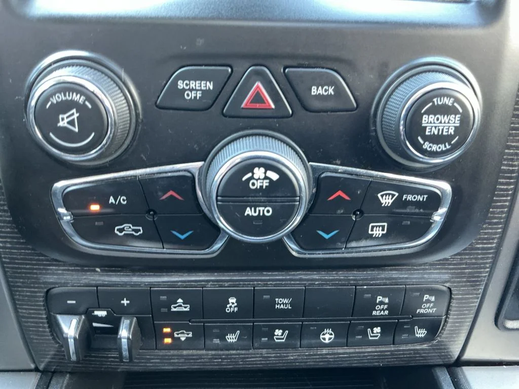 Used 2014 Red Ram Laramie Longhorn image 17