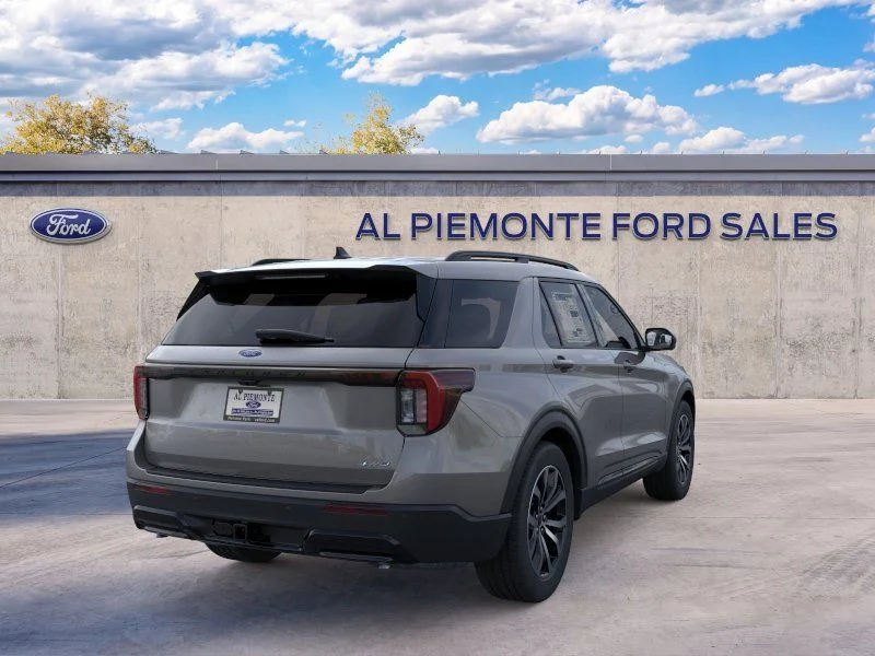 New 2026 Carbonized Gray Metallic Ford ST-Line image 39