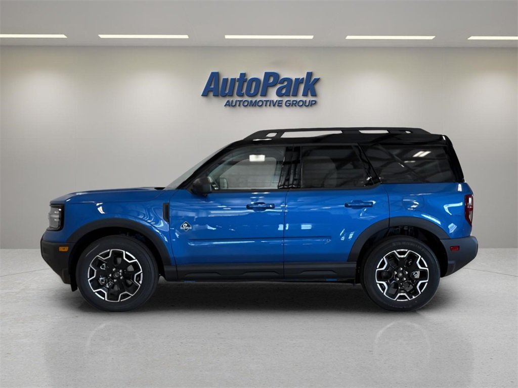 2025 Ford Bronco Sport Outer Banks photo 2