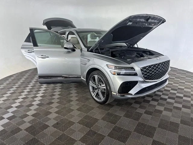 Used 2025 Silver Genesis 3.5T e-SC image 12