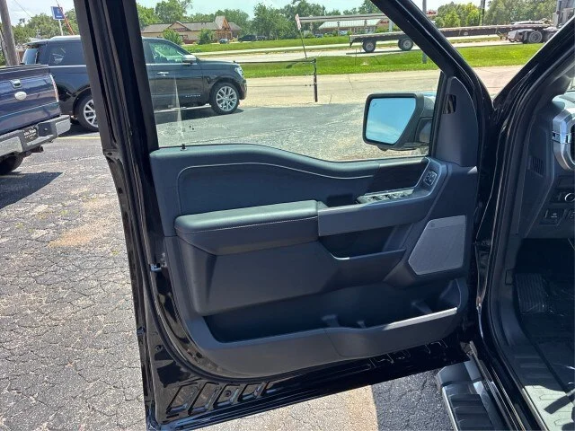 New 2026 Agate Black Metallic Ford Lariat® image 42