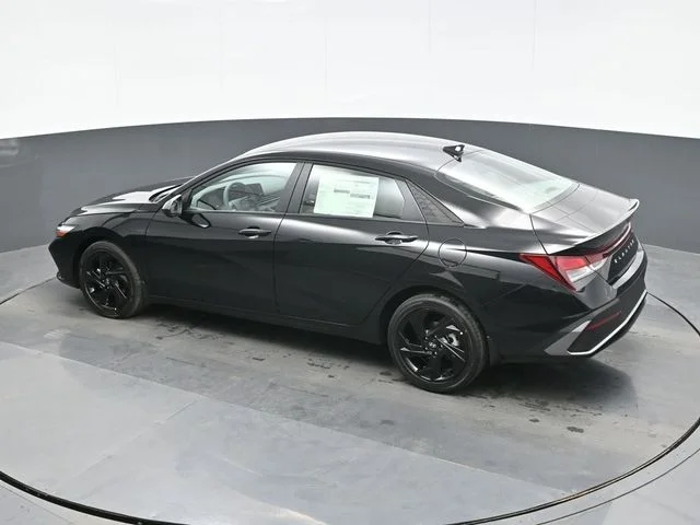 New 2026 Black Hyundai SEL Sport image 11