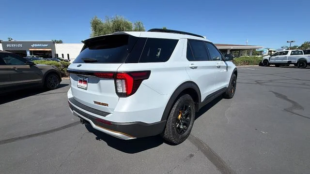New 2026 Space White Metallic Ford Tremor® image 4