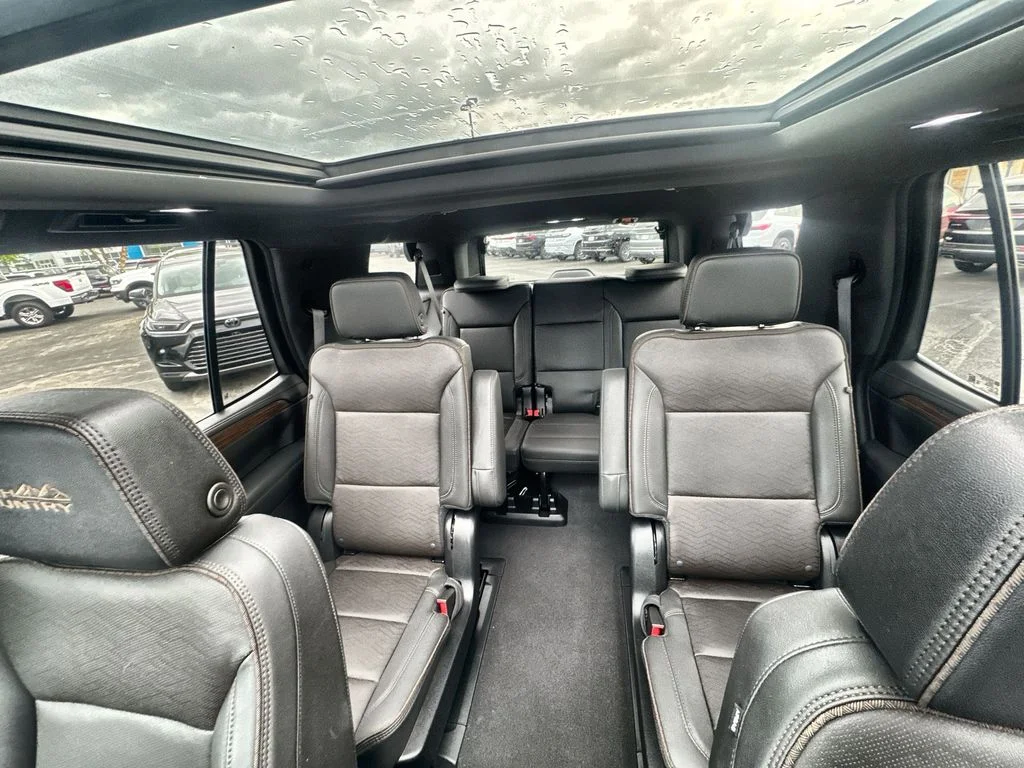 Used 2024 Blue Chevrolet High Country image 23