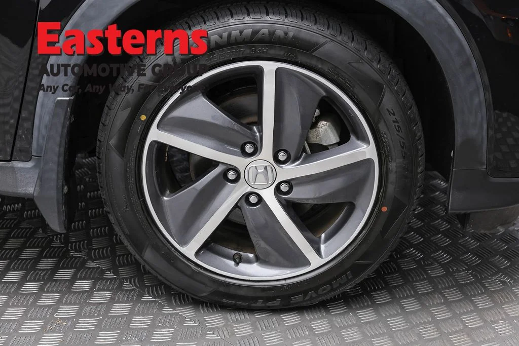 Used 2022 Black Honda EX image 30