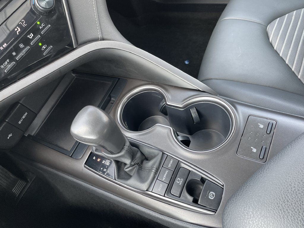 Used 2024 Silver Toyota SE image 21
