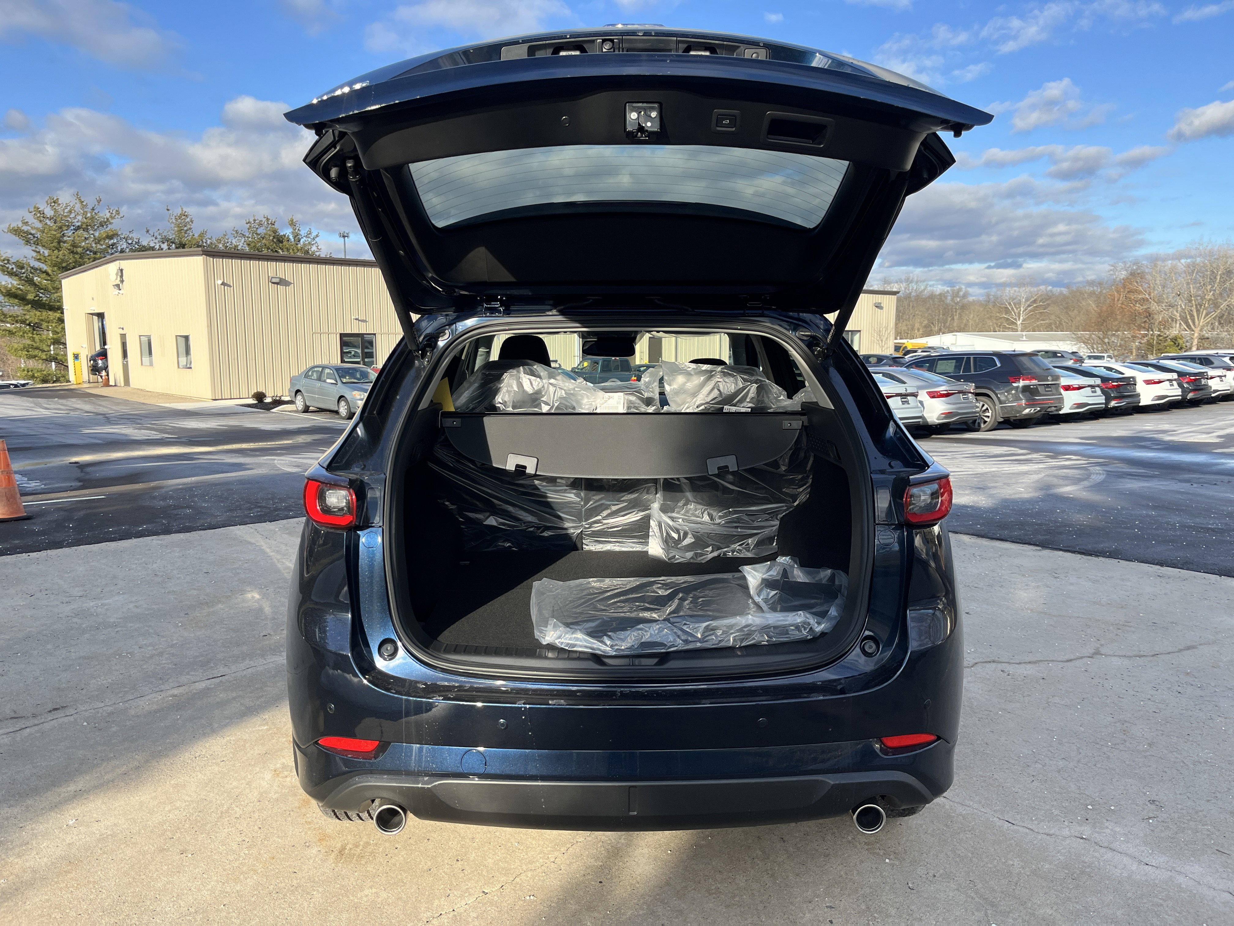 2025 Mazda CX-5 S Premium Plus package - Photo 11