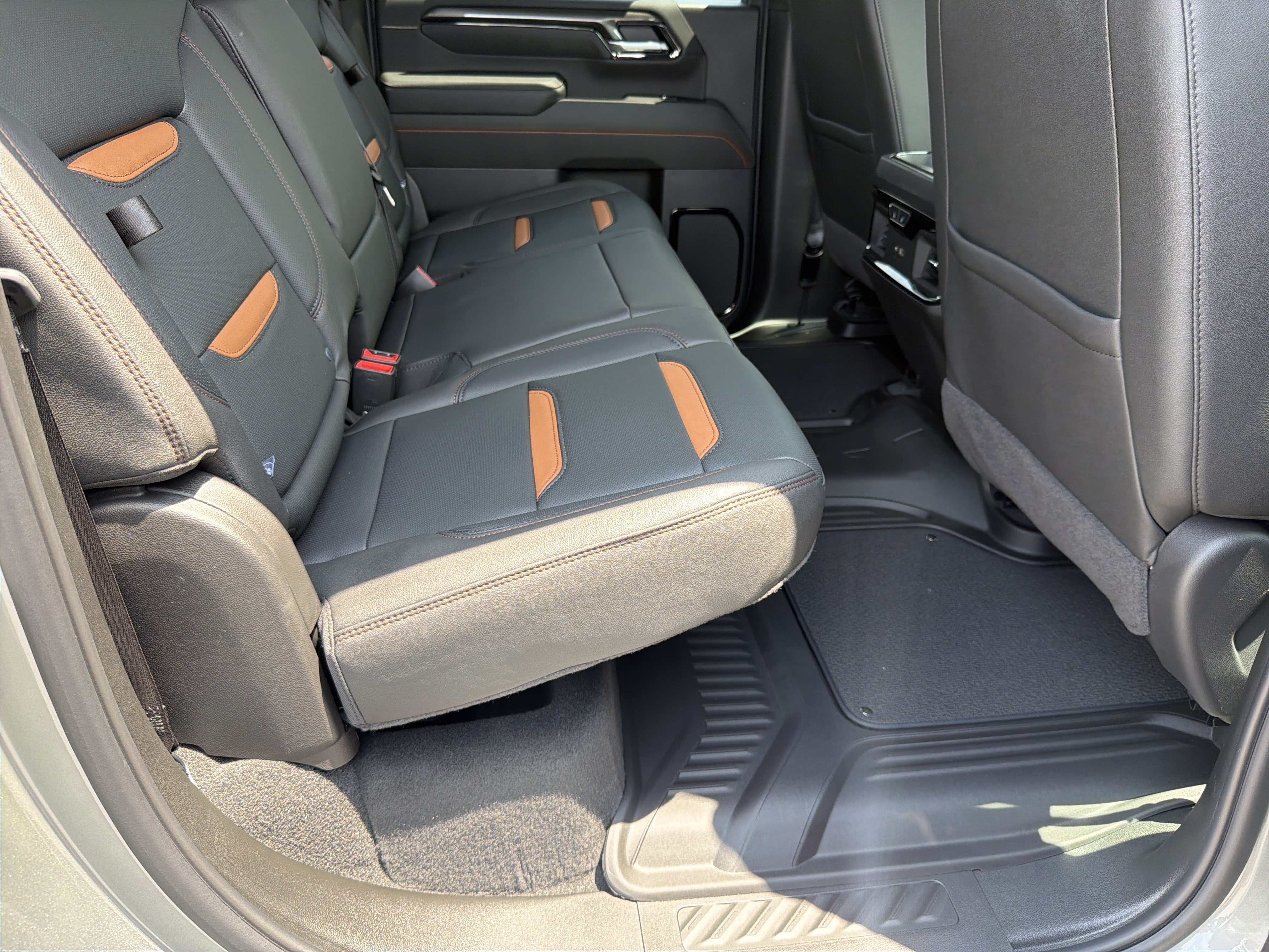 2026 GMC Sierra 2500HD AT4 - Photo 15