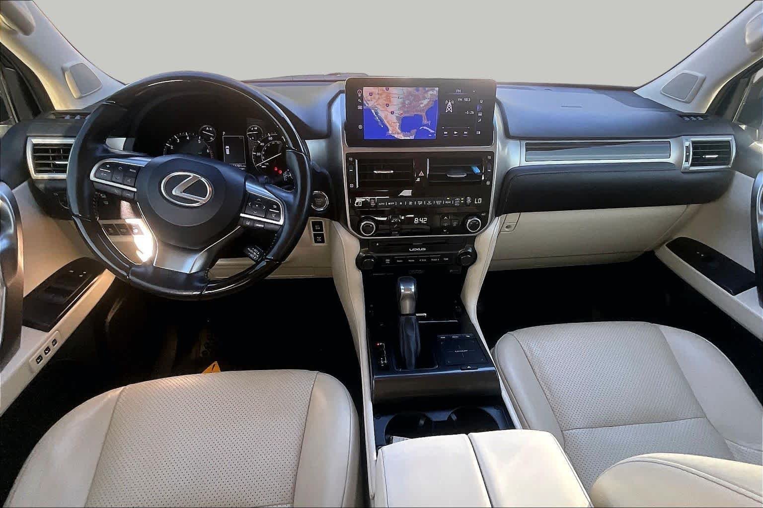 Used 2022 Starfire Pearl Lexus Luxury image 16