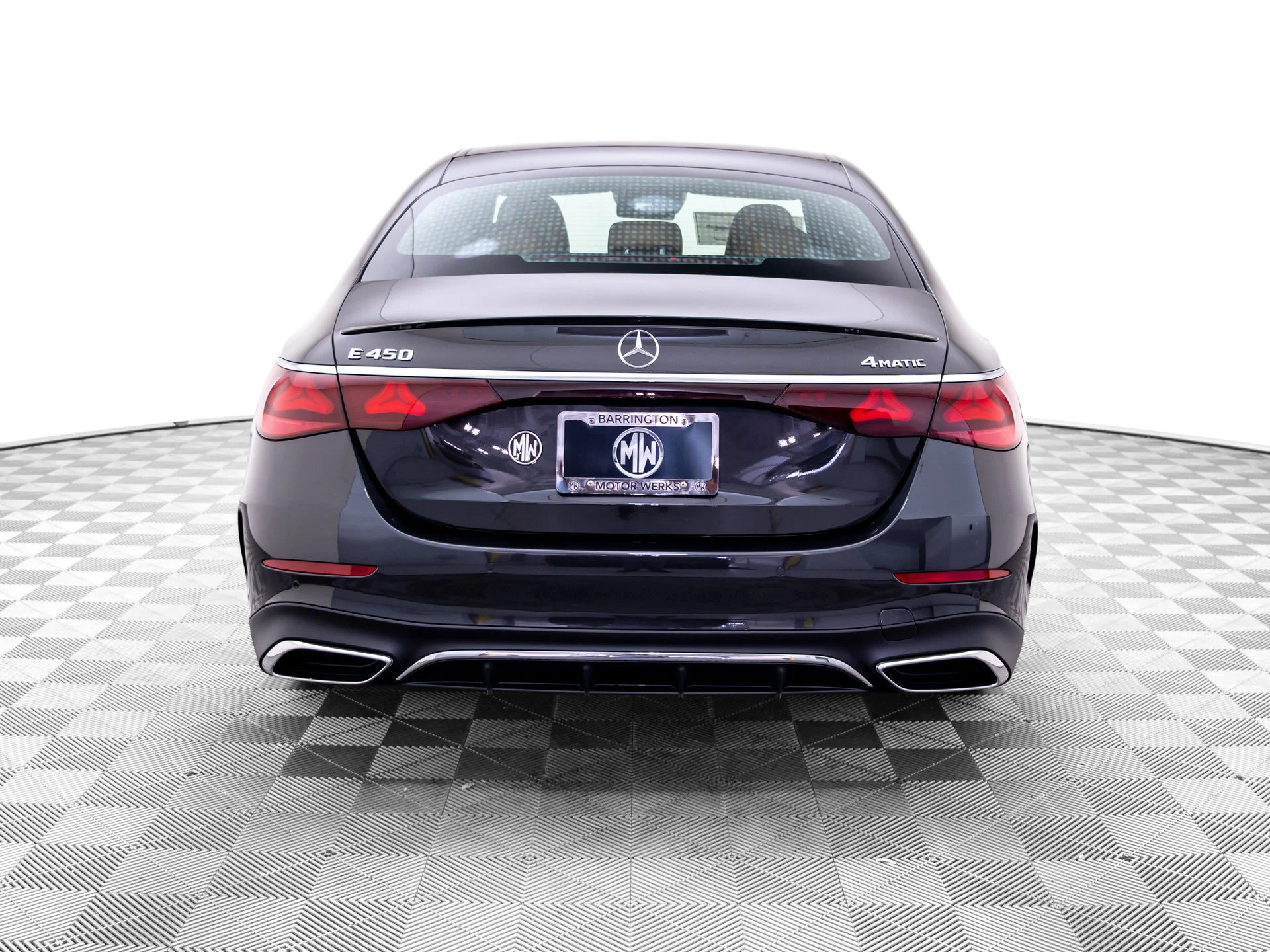 New 2027 Gray Mercedes-Benz E 450 image 4