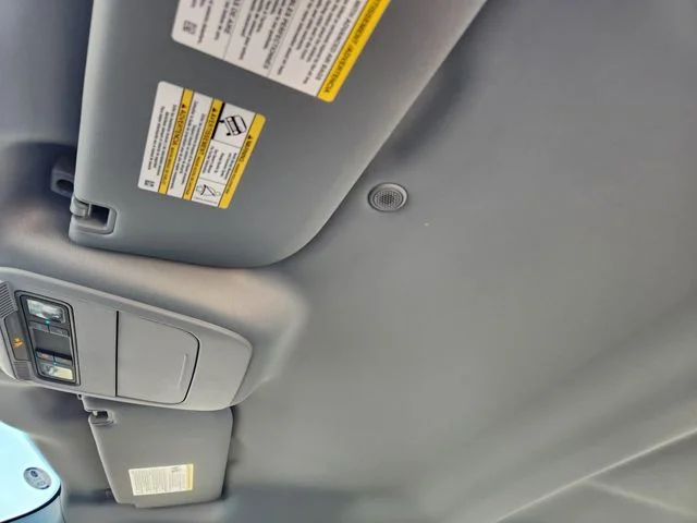 New 2026 Oxford White Ford XL image 25