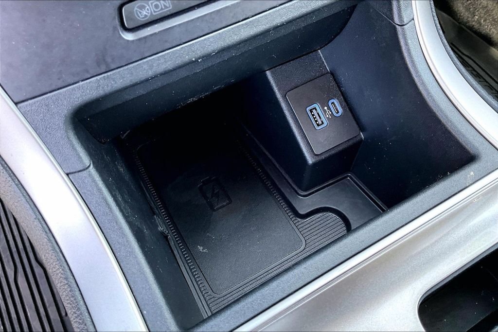Used 2024 Silver Metallic Ford SEL image 22