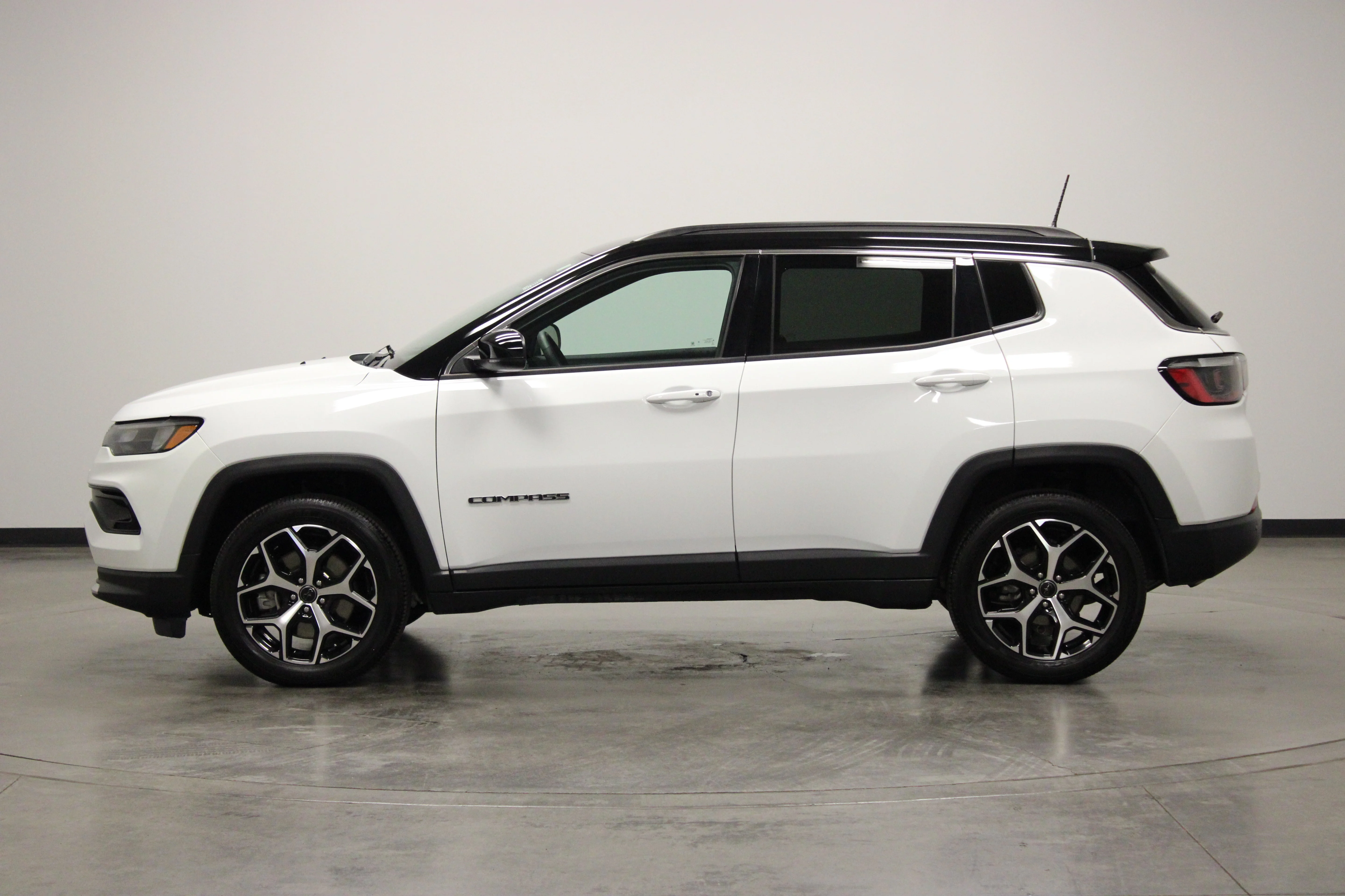 Used 2025 Bright White Clearcoat Jeep Limited image 5