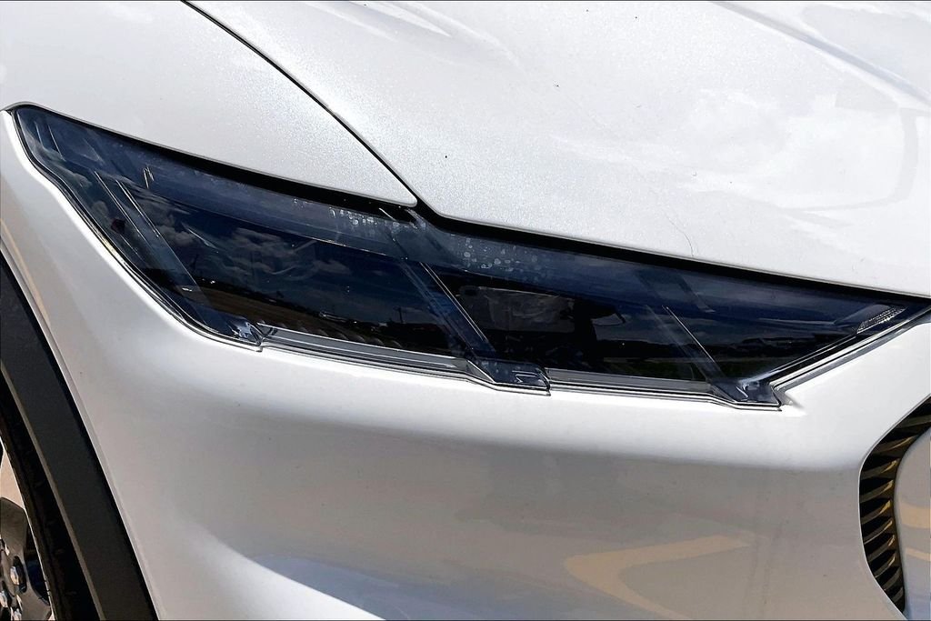 New 2026 Star White Metallic Tri-coat Ford Select image 16