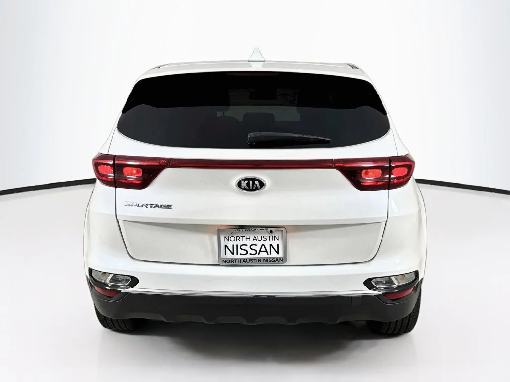 Used 2022 White Kia LX image 6