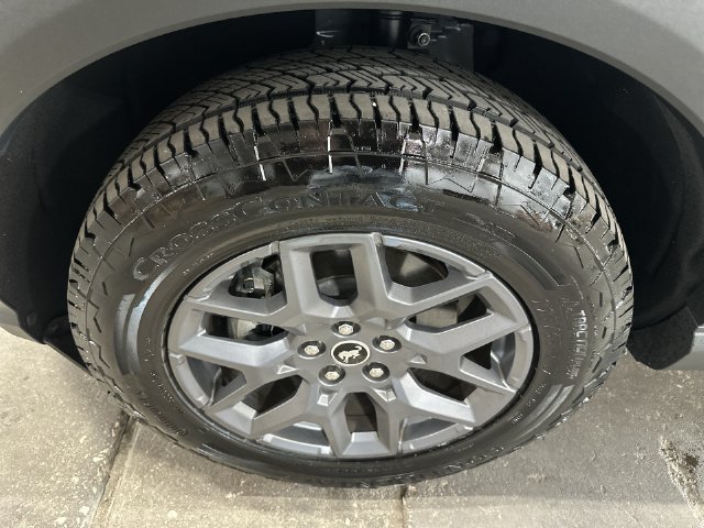 New 2025 Azure Gray Metallic Ford Big Bend image 23