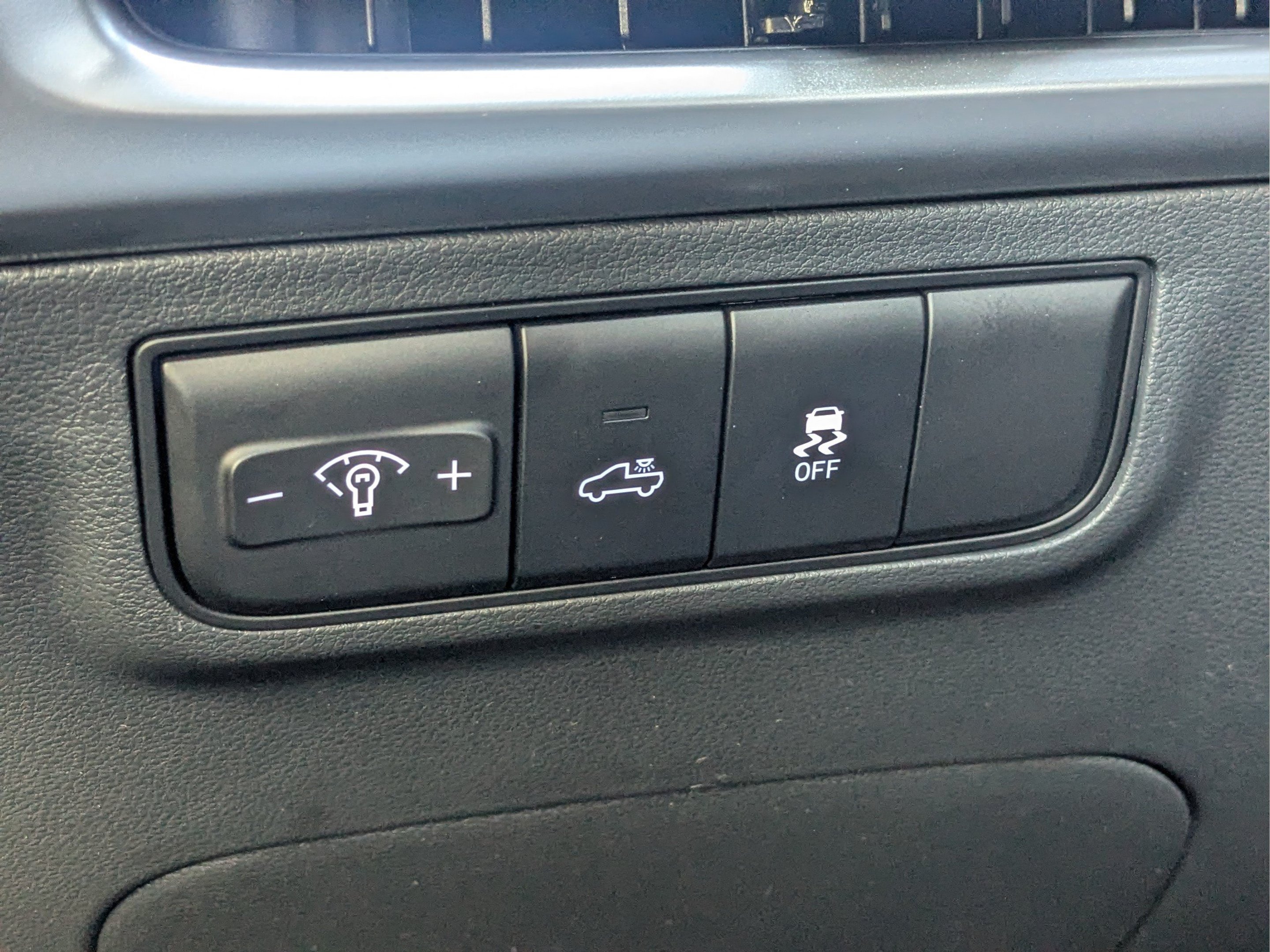 New 2026 Sage Gray Hyundai SE FWD image 20