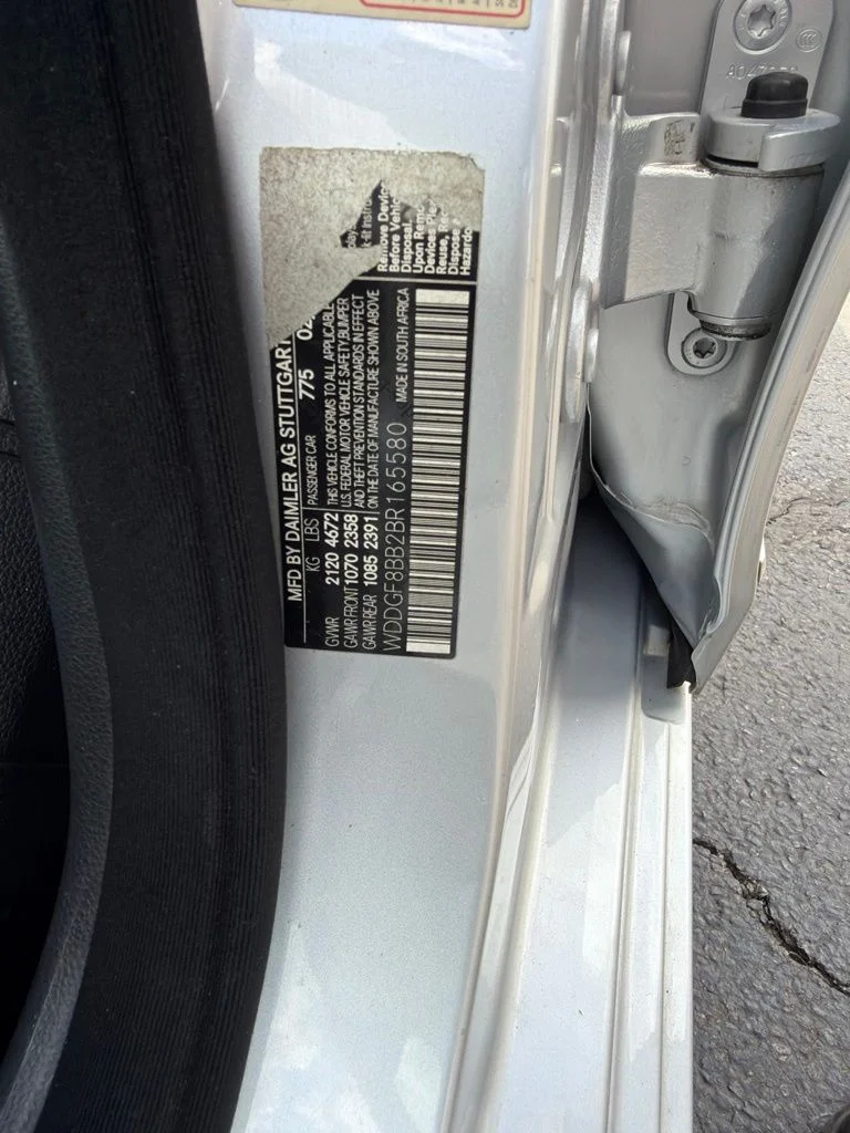 Used 2011 Silver Mercedes-Benz C 300 image 52